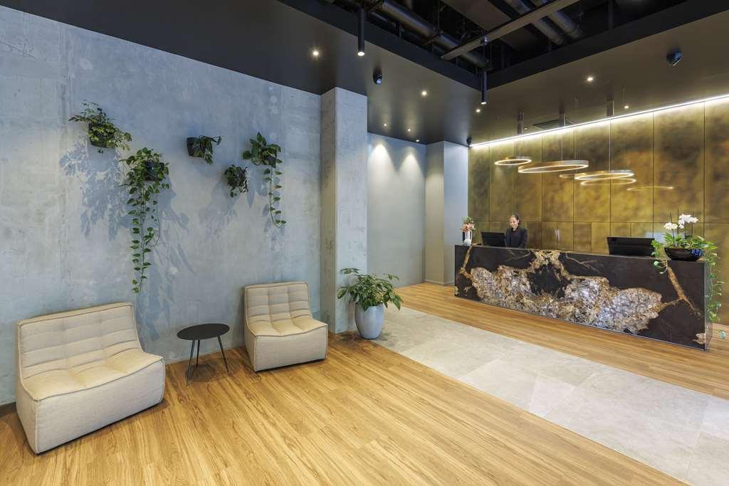 Imagine Beach Road Auckland Interior foto